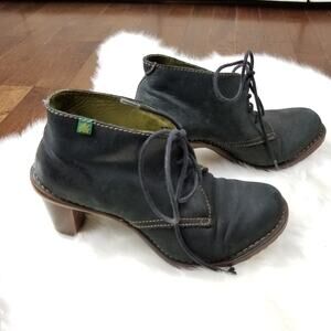 EL NATURALISTA 'DUNA' Womens Suede Ankle Boots